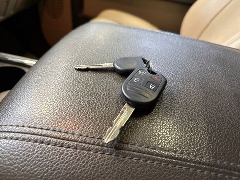 Used 2016 Ford F250 Lariat w/ Lariat Ultimate Package image 84