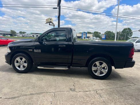 Used 2014 RAM 1500 Express image 11