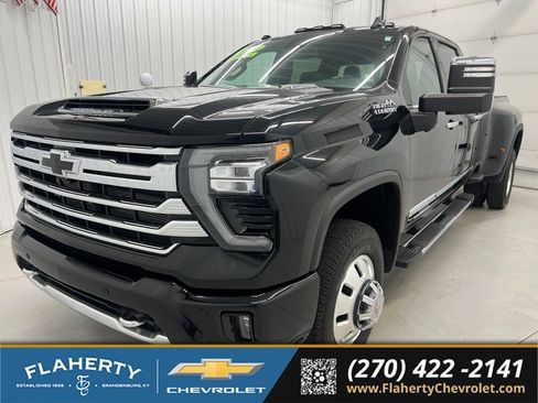 Used 2024 Chevrolet Silverado 3500 High Country AWD/4WD image 6