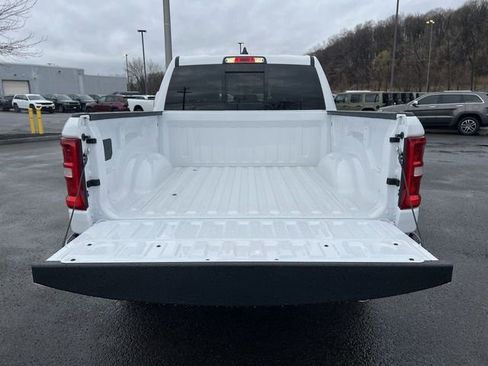 New 2026 RAM 1500 4x4 Crew Cab image 24