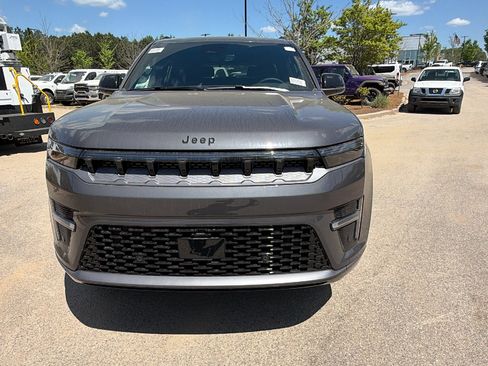 New 2026 Jeep Grand Wagoneer Limited AWD/4WD image 3