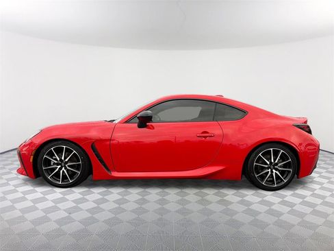 Used 2023 Toyota GR86 image 8