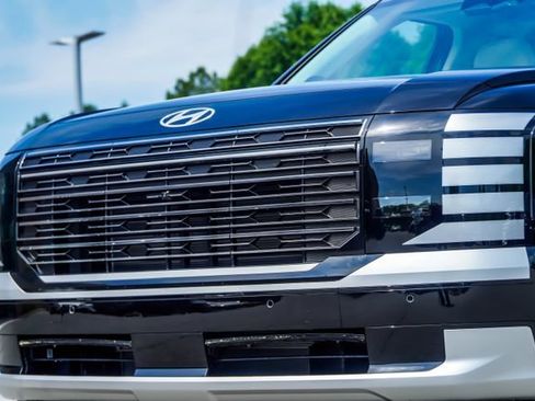 New 2026 Hyundai Palisade Calligraphy AWD/4WD image 2