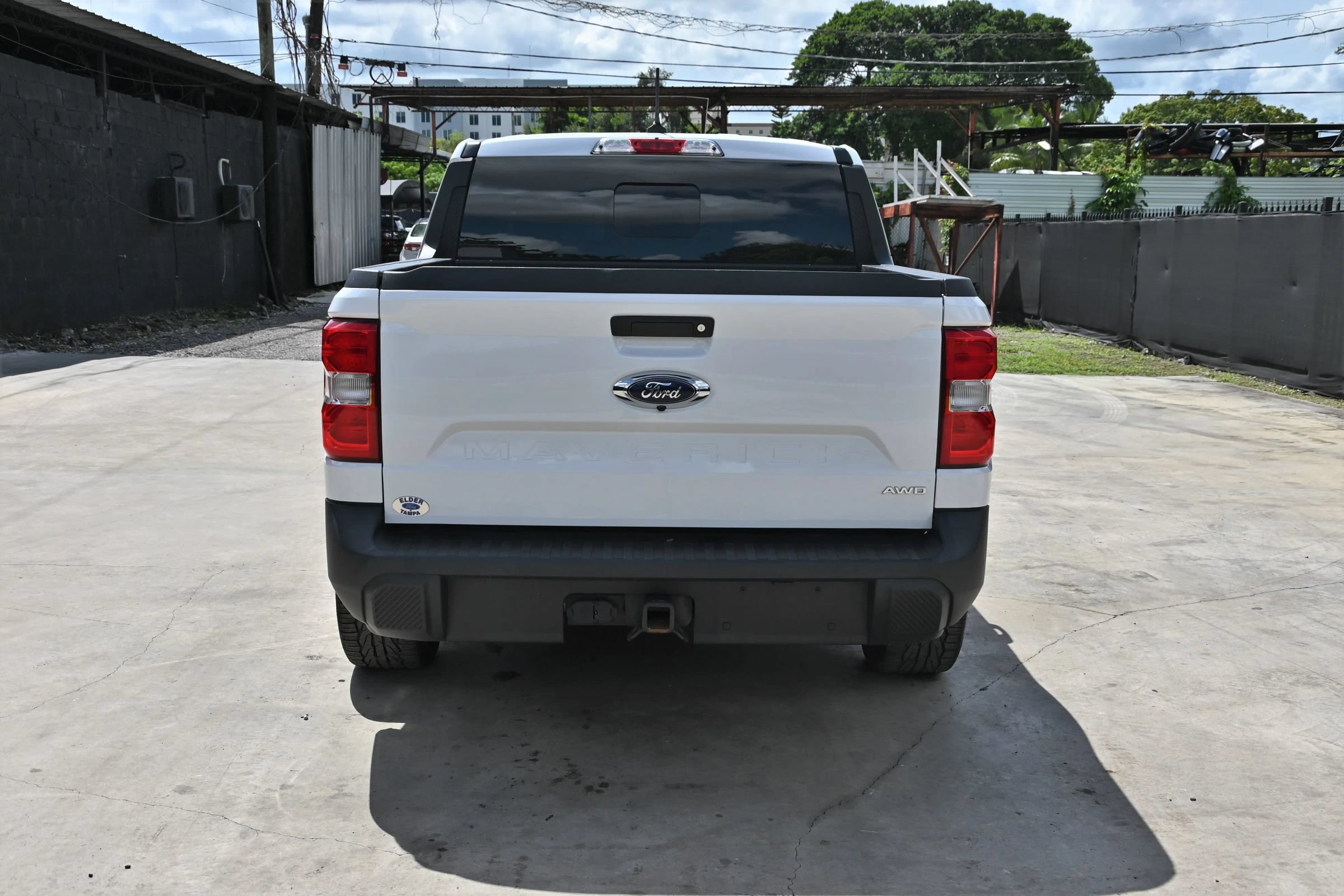 Used 2023 Ford Maverick Lariat w/ Lariat Luxury Package AWD/4WD image 4