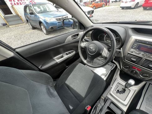 Used 2010 Subaru Impreza 2.5i Premium AWD/4WD image 21