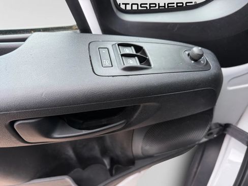 Used 2023 RAM ProMaster 2500 FWD image 13