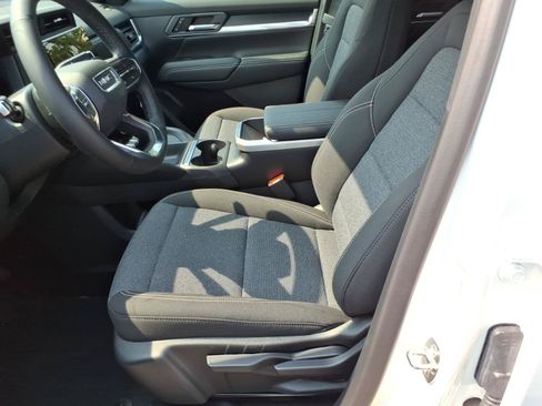 New 2026 GMC Terrain Elevation FWD image 11