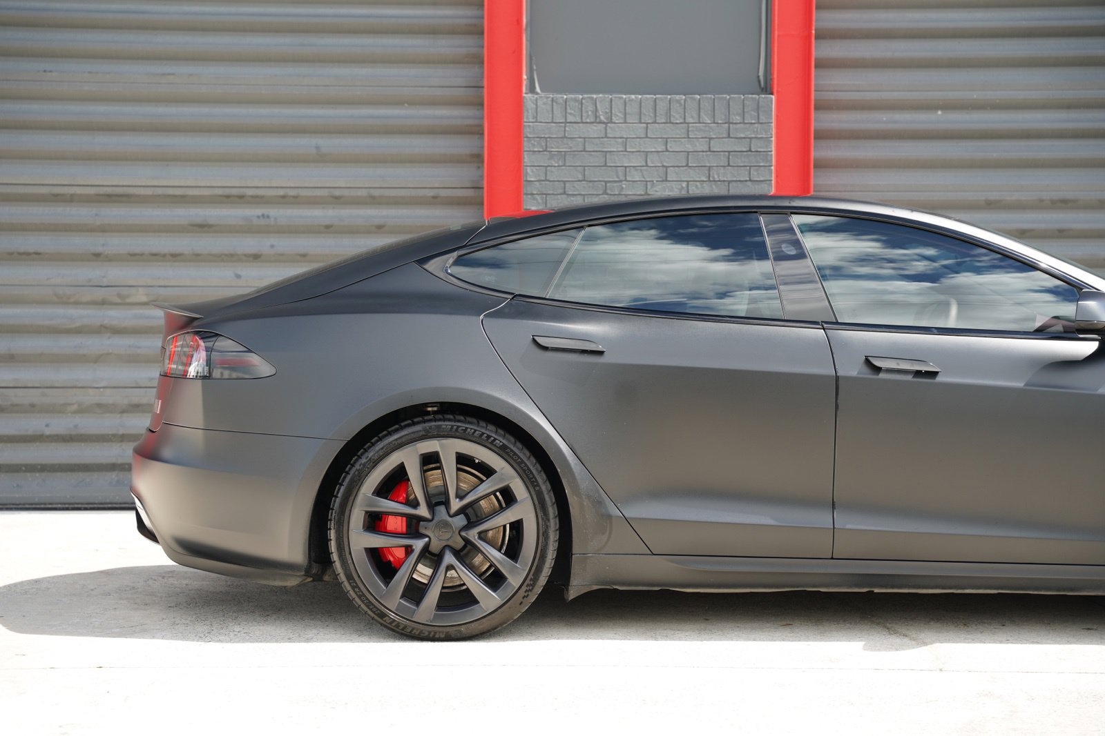 Used 2023 Tesla Model S Plaid AWD/4WD image 4