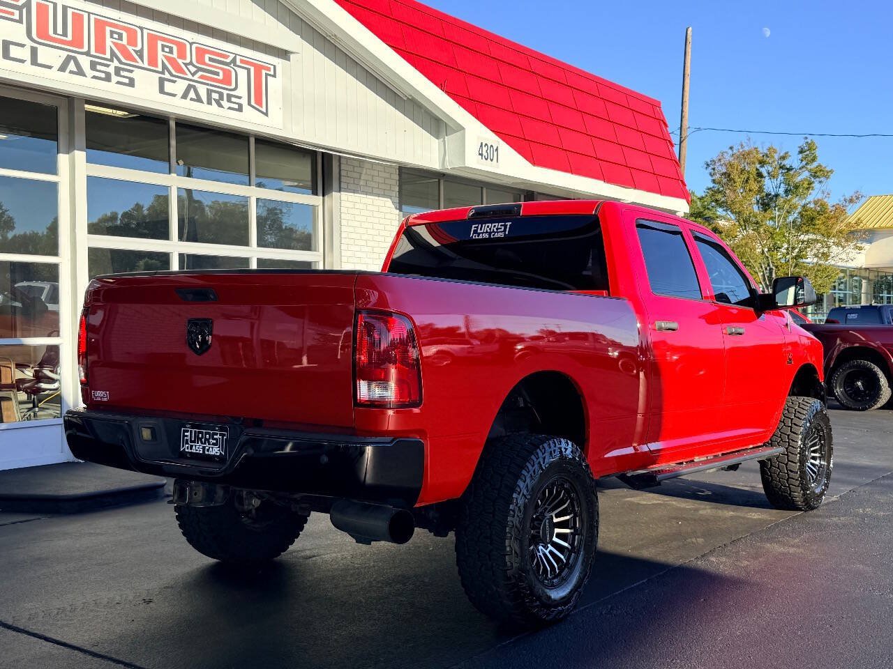 Used 2014 RAM 2500 Tradesman w/ Chrome Appearance Group AWD/4WD image 3