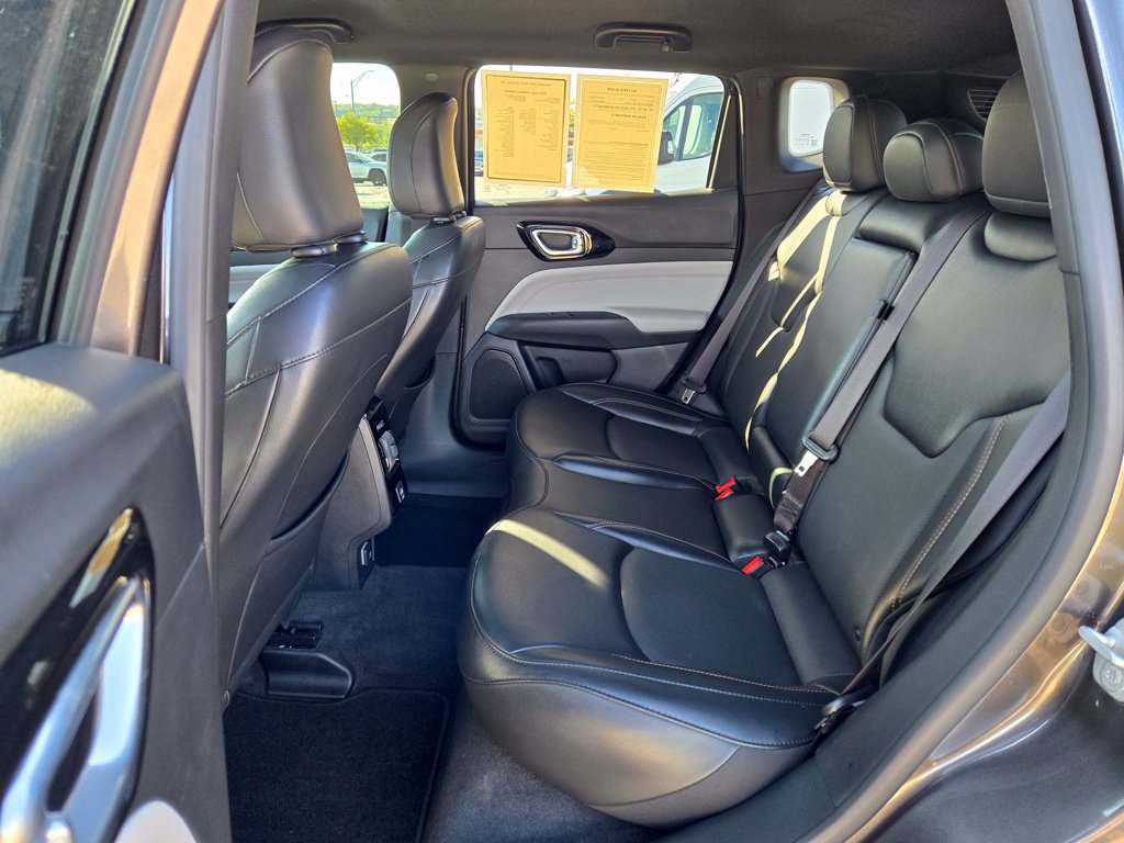 Used 2023 Jeep Compass Limited AWD/4WD image 27