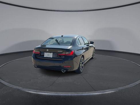 Used 2025 BMW 330i Sedan w/ Convenience Package RWD image 8