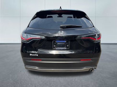 Used 2025 Honda HR-V Sport image 3