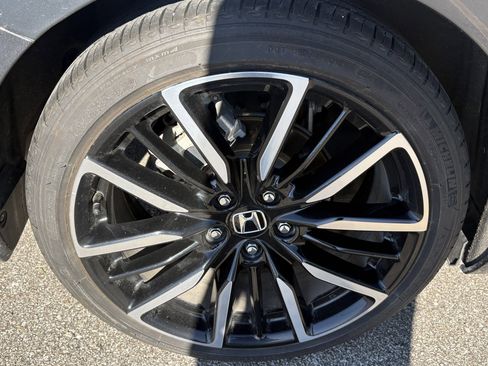 Used 2024 Honda Accord Touring image 14