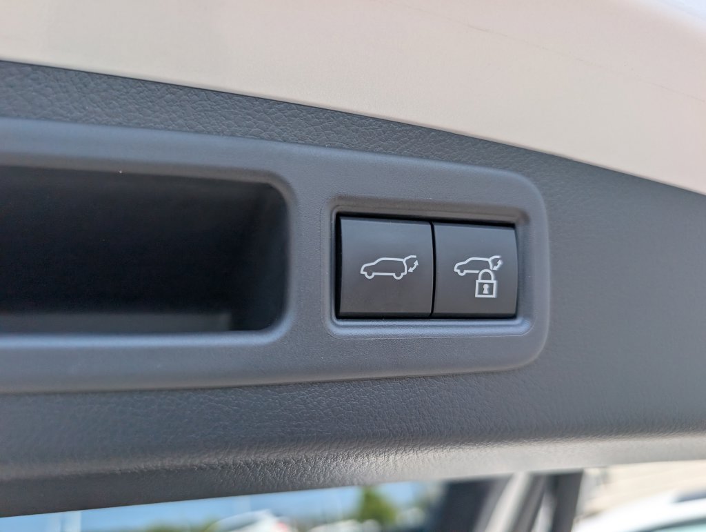 Used 2025 Lexus RX 350 Premium Plus w/ Accessory Package (Z1) FWD image 15