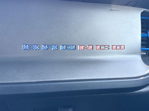 Used 2025 Ford Bronco Big Bend image 30