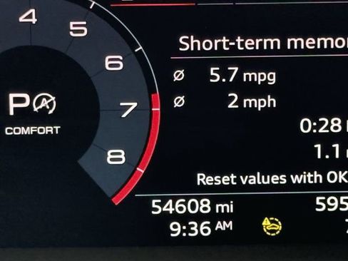 Used 2021 Audi Q3 2.0T Premium w/ Convenience Package AWD/4WD image 17