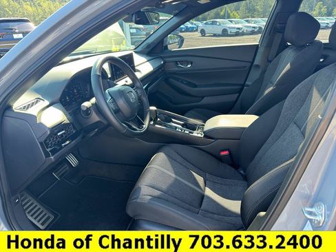 Used 2025 Honda Accord Sport image 23