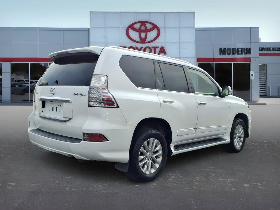 Used 2018 Lexus GX 460 Premium w/ Premium Package AWD/4WD image 5