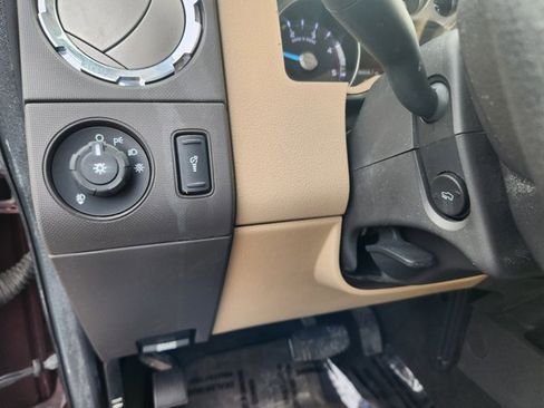 Used 2011 Ford F250 XLT w/ XLT Premium Pkg image 25