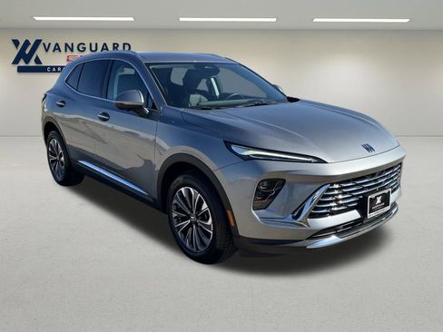 Used 2025 Buick Envision Preferred image 8