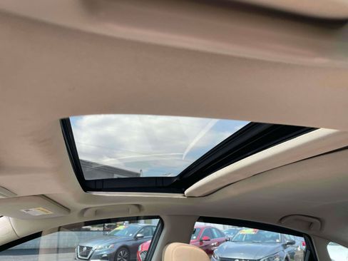 Used 2018 Honda Civic EX image 15