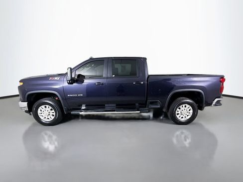 Used 2024 Chevrolet Silverado 2500 LT w/ Convenience Package AWD/4WD image 4