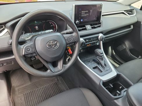 Used 2024 Toyota RAV4 LE FWD image 9