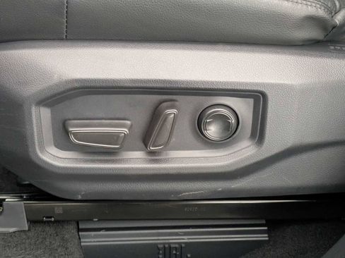 Used 2025 Toyota Tundra Limited w/ TRD Off-Road Package image 20