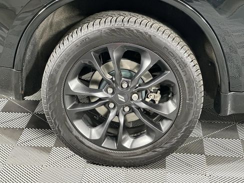 Used 2022 Dodge Durango SXT w/ Blacktop Package AWD/4WD image 31