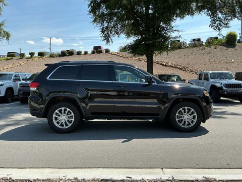Used 2021 Jeep Grand Cherokee Laredo RWD image 6