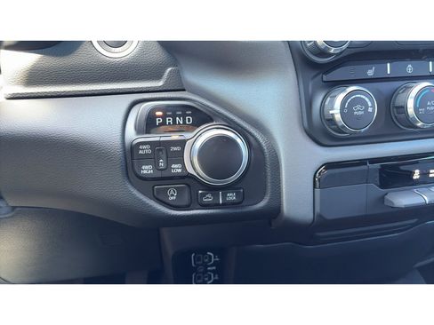 Used 2024 RAM 1500 Big Horn AWD/4WD image 15