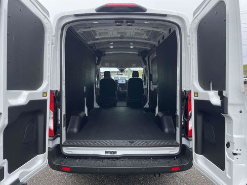 New 2026 Ford Transit 250 148 Medium Roof RWD image 10
