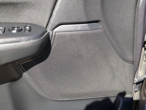 Used 2018 Honda CR-V EX image 13