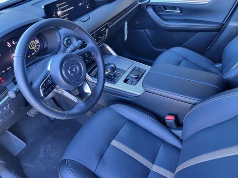 Used 2025 MAZDA CX-70 Plug-In Hybrid w/ Premium Plus image 9