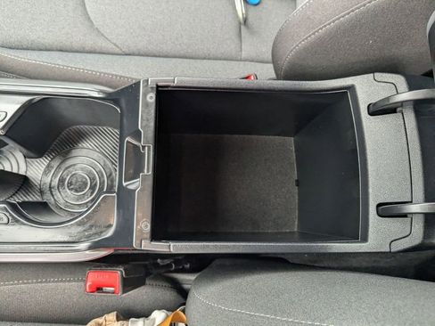 Used 2025 Kia K4 LXS image 28