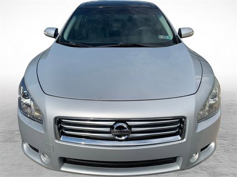 Used 2014 Nissan Maxima 3.5 SV w/ Premium Package FWD image 6