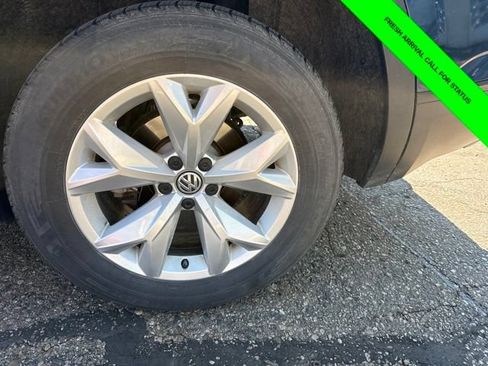 Used 2019 Volkswagen Atlas SE w/ Towing Package FWD image 4
