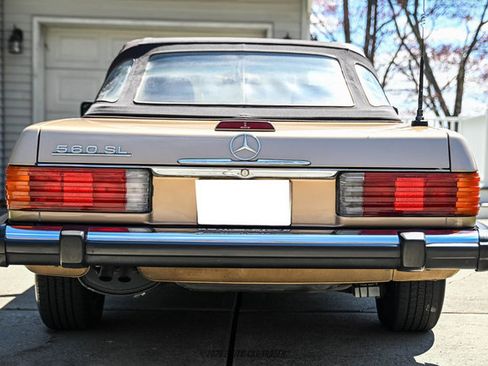 Used 1988 Mercedes-Benz 560 SL image 21