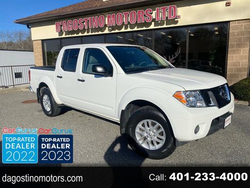 Used 2019 Nissan Frontier SV image 1