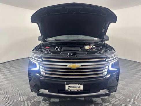 Used 2024 Chevrolet Tahoe High Country w/ Advanced Technology Package AWD/4WD image 39