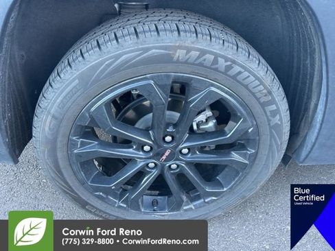 Used 2022 GMC Terrain SLE w/ Driver Convenience Package image 15