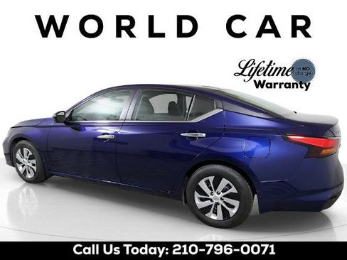 Certified 2024 Nissan Altima 2.5 S image 6