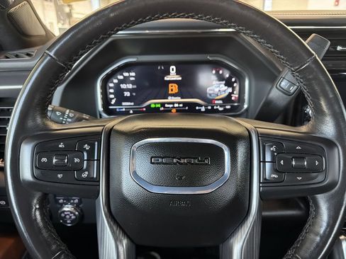 Used 2024 GMC Sierra 3500 Denali Ultimate AWD/4WD image 12