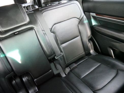 Used 2016 Ford Explorer Limited image 14