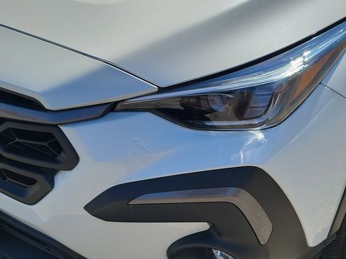 Used 2024 Subaru Crosstrek 2.5i Limited image 9