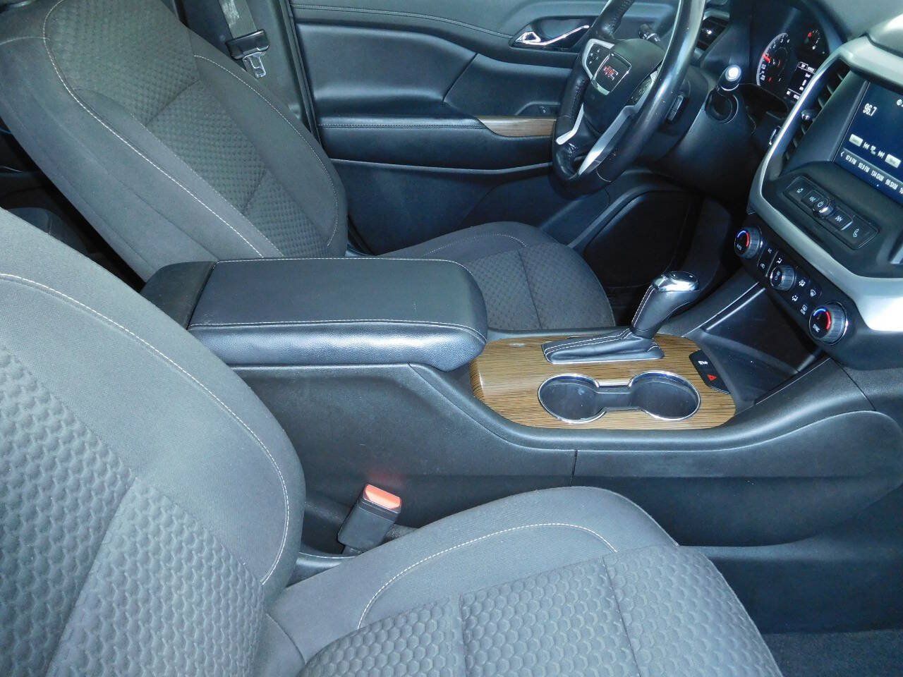Used 2019 GMC Acadia SLE FWD image 14