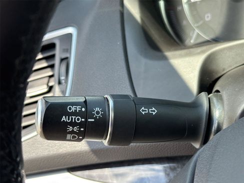 Used 2020 Acura TLX FWD image 20