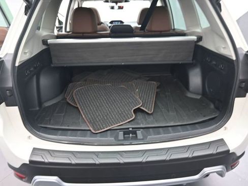 Used 2023 Subaru Forester Touring AWD/4WD image 20