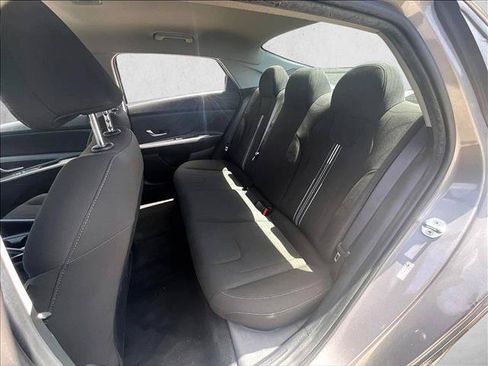 Used 2022 Hyundai Elantra SEL w/ Cargo Package FWD image 28