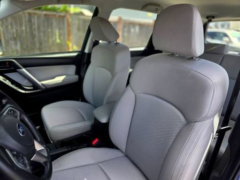 Used 2018 Subaru Forester 2.5i w/ Alloy Wheel Package AWD/4WD image 28